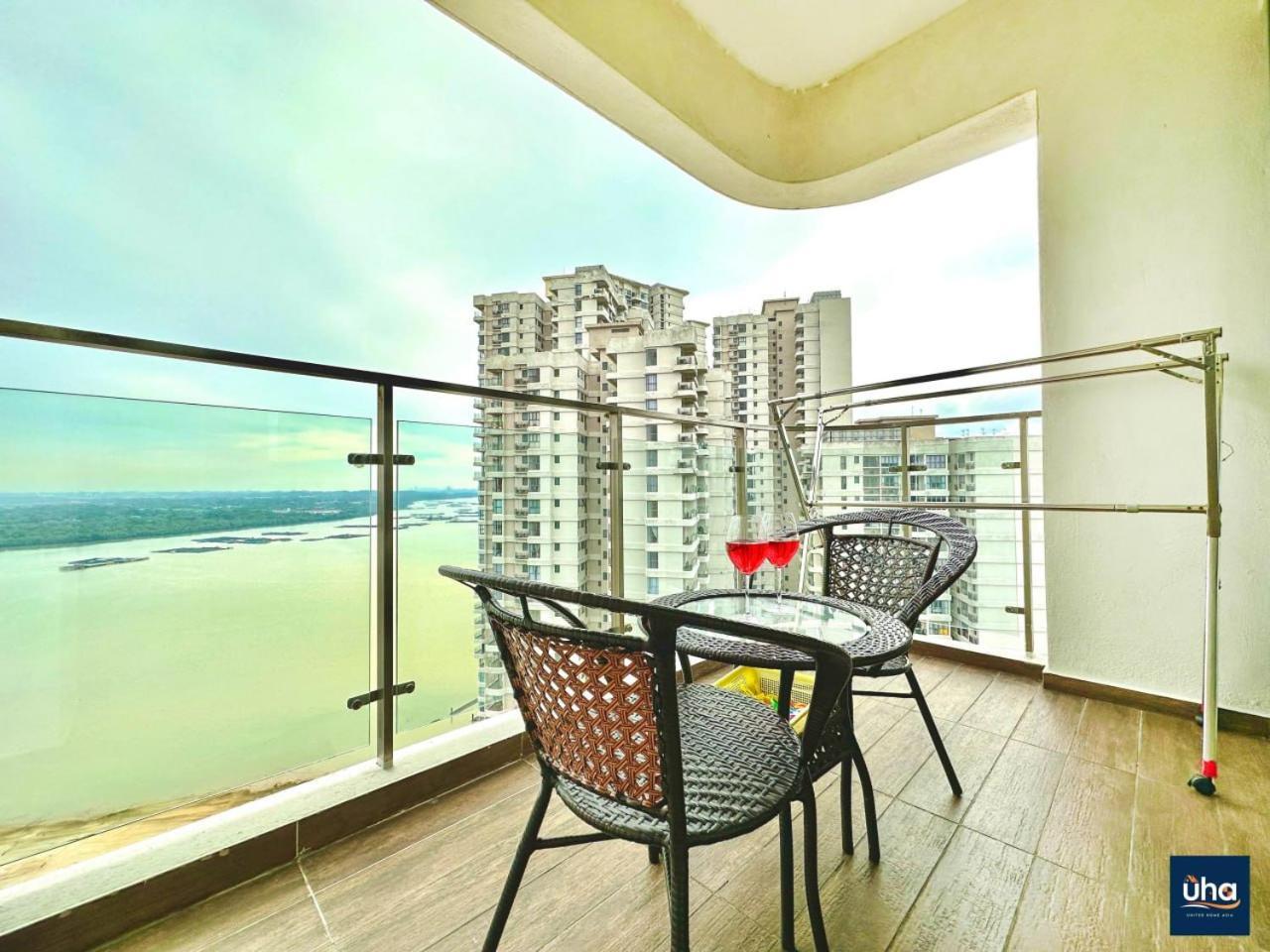 Country Garden Danga Bay @ Uha Aparthotel Johor Bahru Exterior photo
